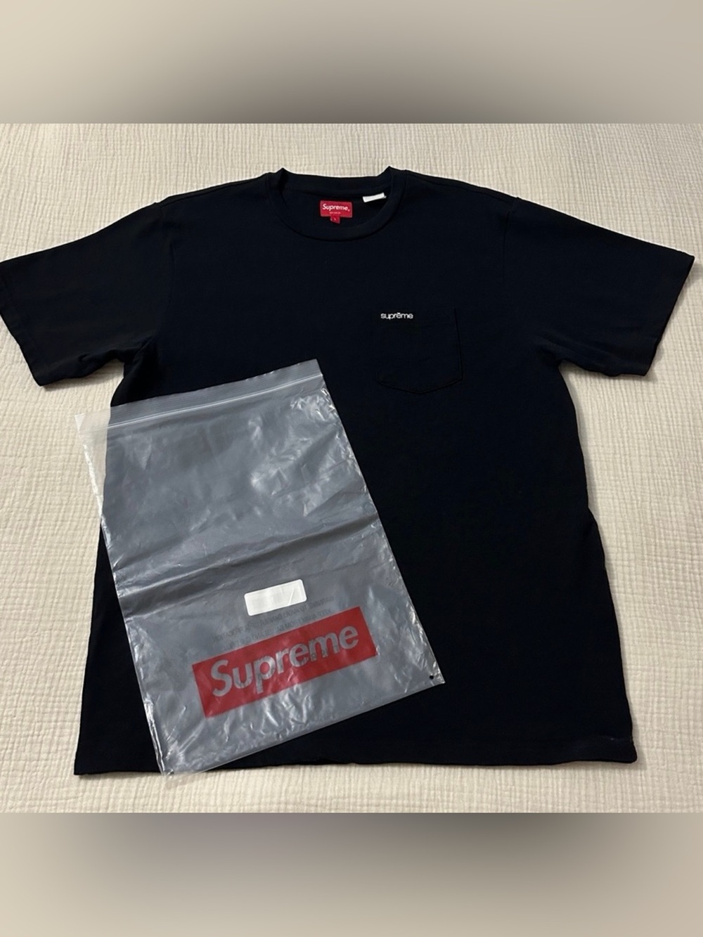 New Supreme Tee in black